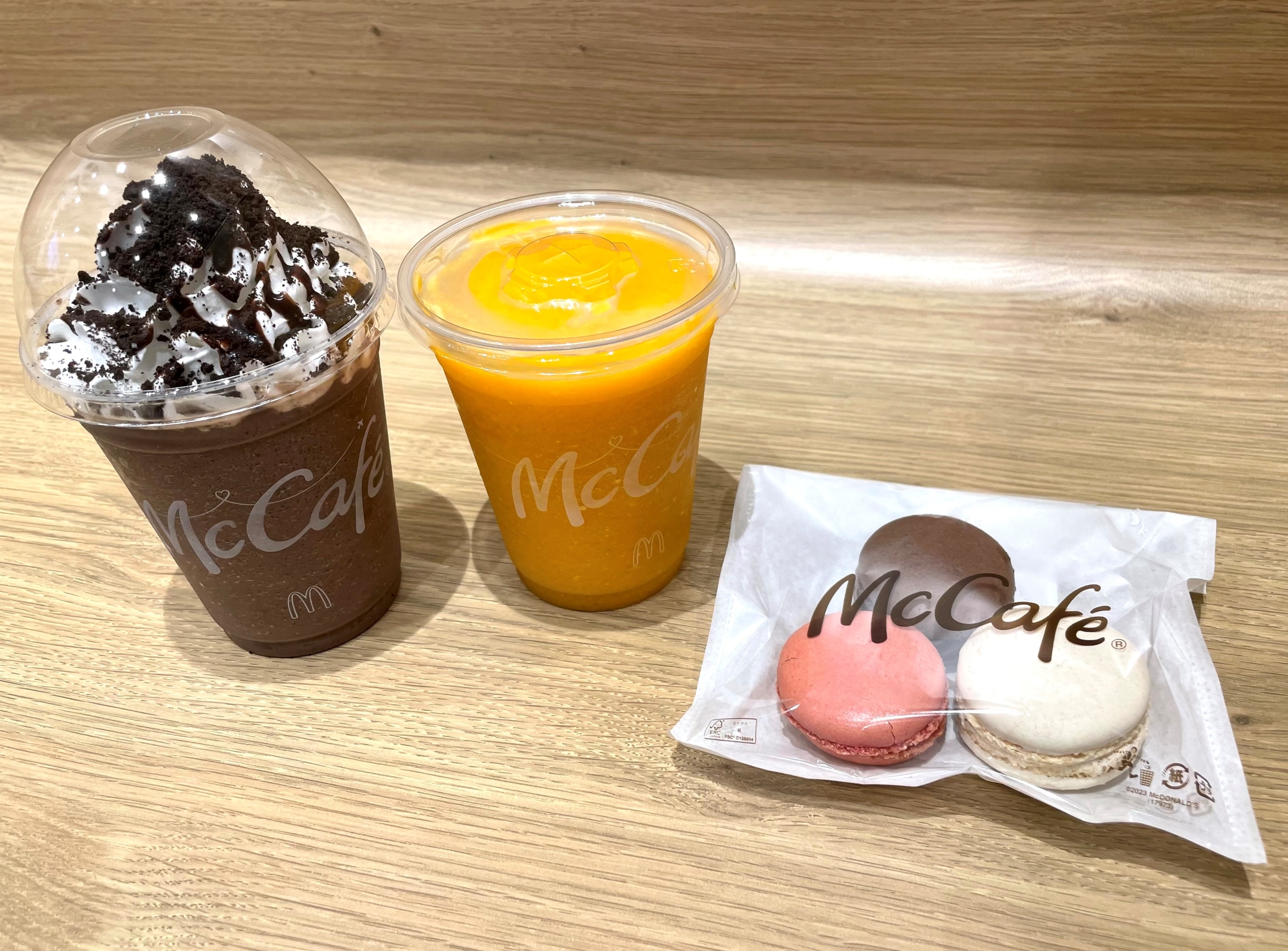 マクドナルド「オレオ クッキー チョコフラッペ」「マンゴースムージー」「マカロン(バニラ･チョコレート･ラズベリー)」