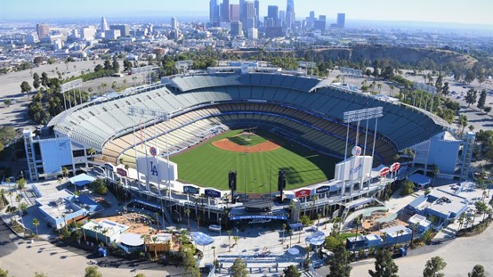「ロサンゼルス･ドジャース(Los Angeles Dodgers)」のホーム球場「ドジャー･スタジアム」