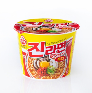 ローソンストア100「ジンラーメン 辛口 Cup(192円)」/韓国フェア2024