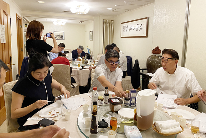 試食会の様子