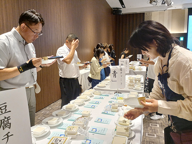 試食会の様子