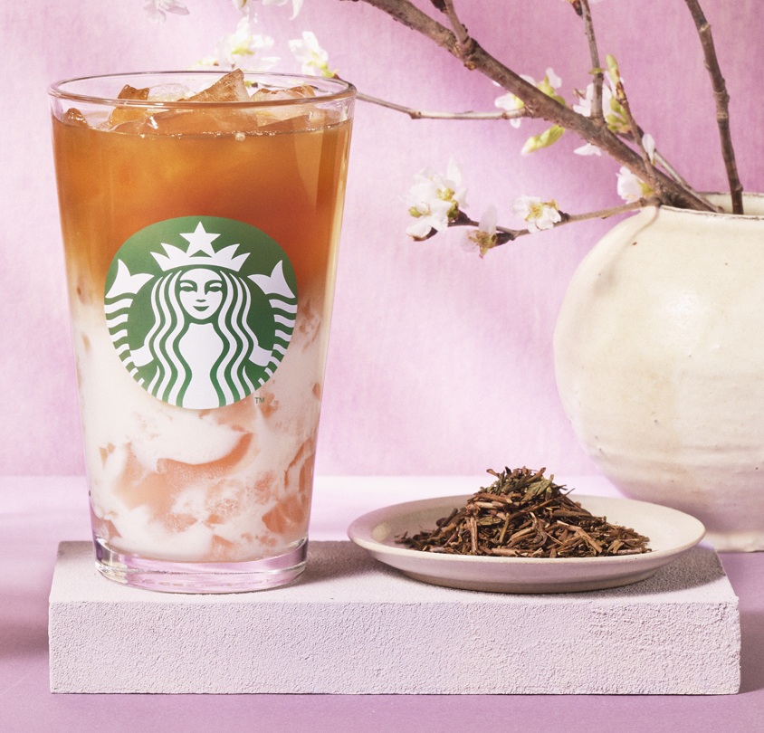 ターバックスコーヒー「ほうじ茶&クラシックティーラテ 桜わらびもち入り」